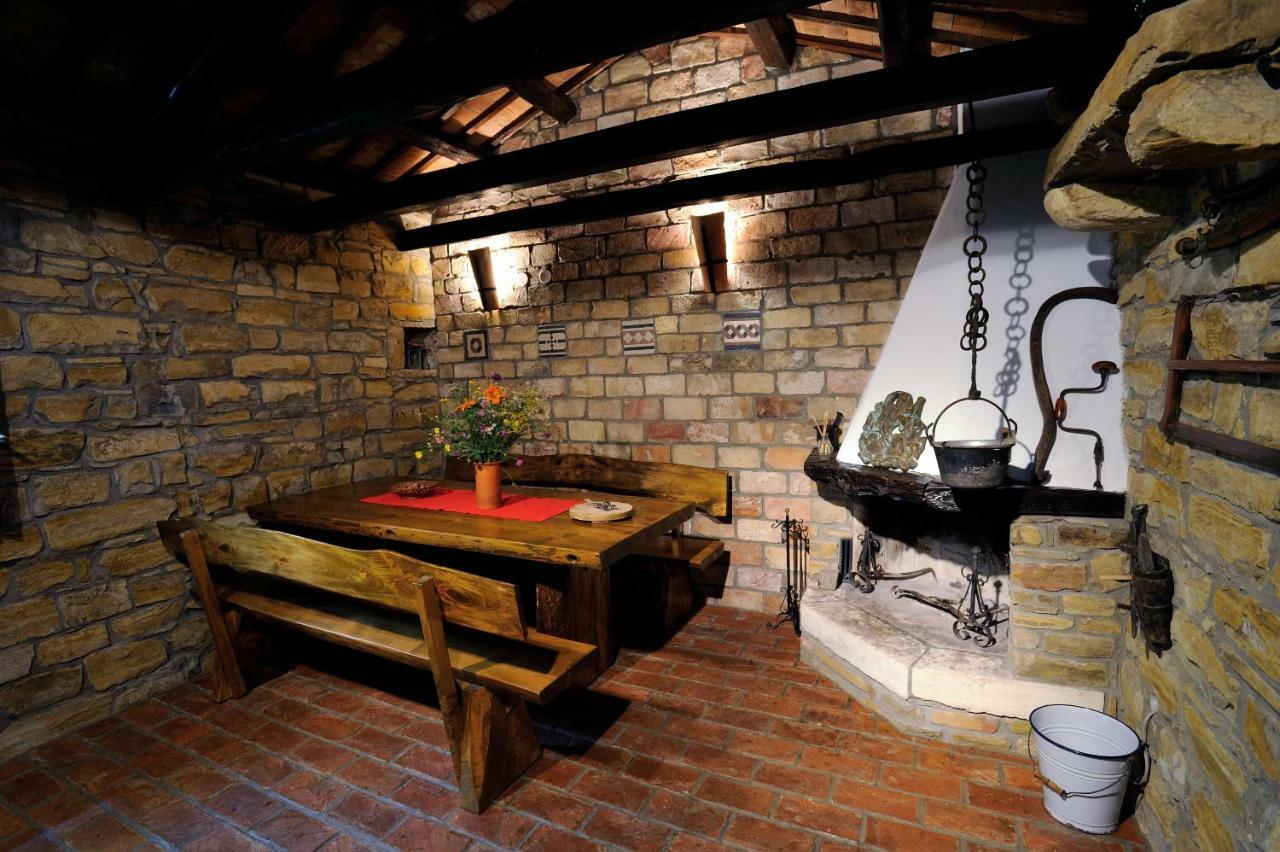 Traditional Istrian Stone House Šmarje Zewnętrze zdjęcie